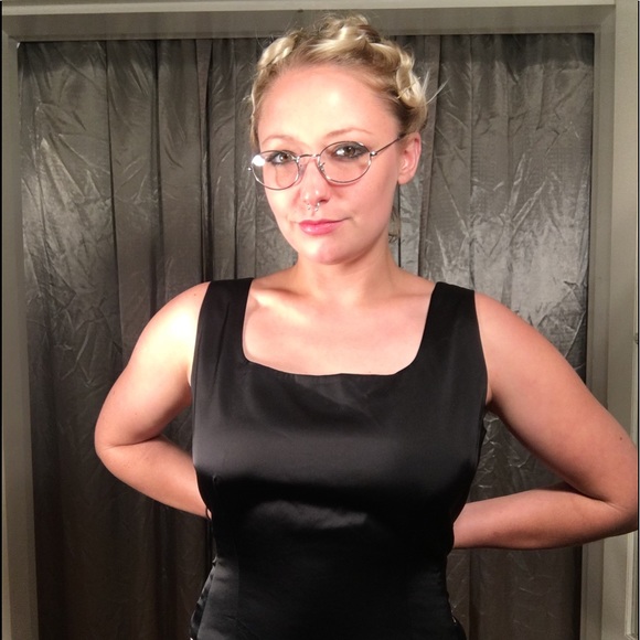 Peter Nygard square neck blouse with boned bodice - Picture 5 of 8